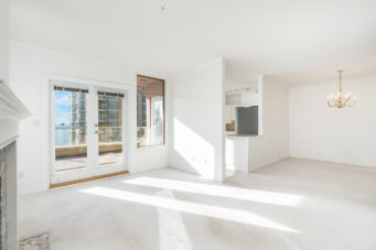 #302 – 2271 Bellevue Avenue